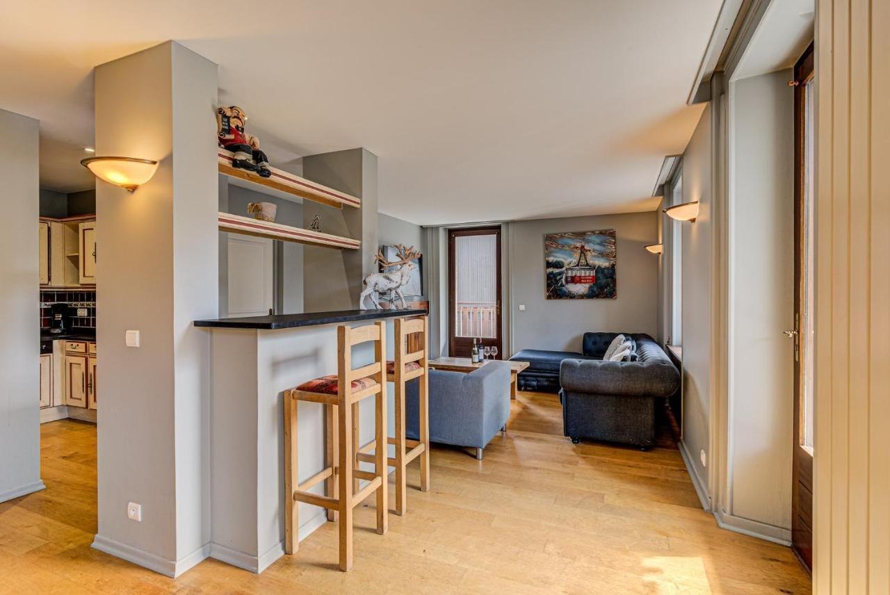Apartment President - Alpes Travel - Central Chamonix - Sleeps 12 מראה חיצוני תמונה